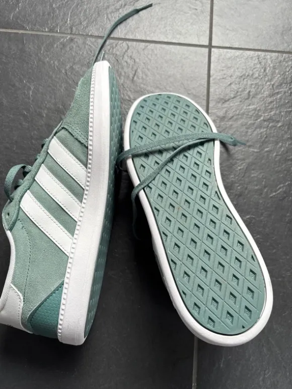 Adidas Sneaker