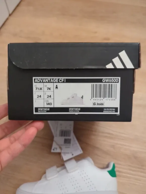 Adidas Sneaker Advantage Gr. 24 NEU