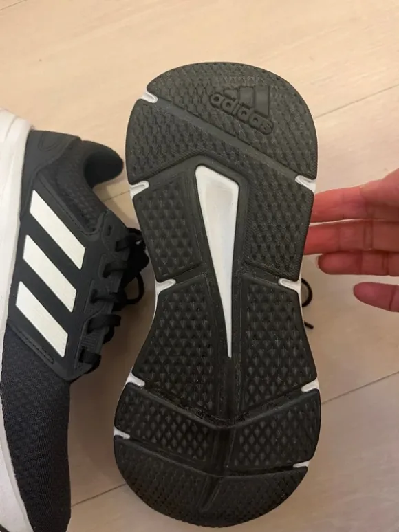Adidas Sportschuhe 38,5