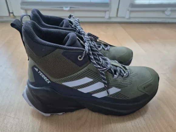 Adidas Terrex Trailmaker 2.0 Mid Gore-Tex oliv Gr. 39 1/3