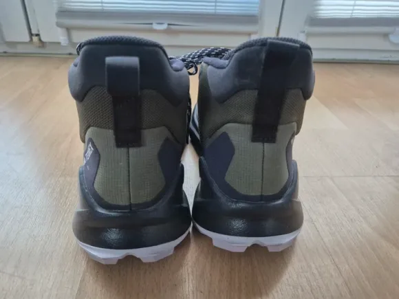 Adidas Terrex Trailmaker 2.0 Mid Gore-Tex oliv Gr. 39 1/3