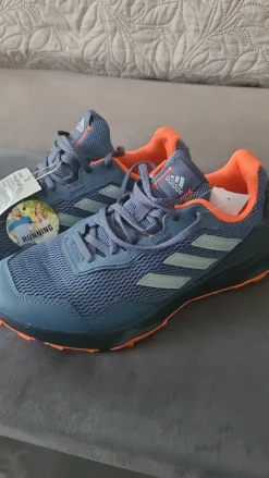 Adidas Tracefinde