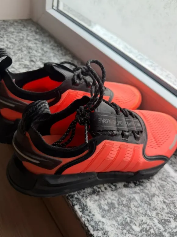 Adidas Turnschuhe