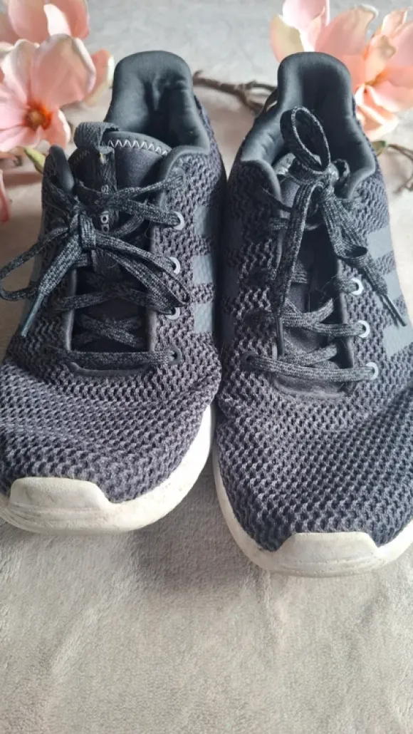 Adidas Turnschuhe Laufschuhe grau 40