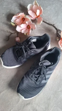Adidas Turnschuhe Laufschuhe grau 40