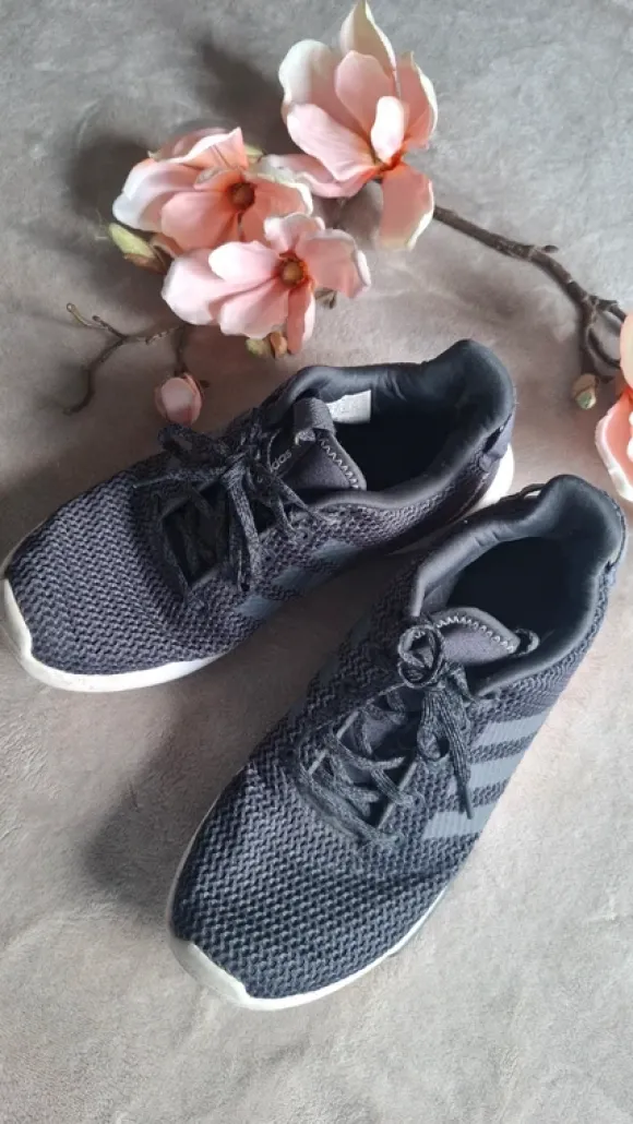 Adidas Turnschuhe Laufschuhe grau 40