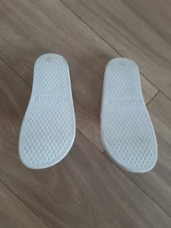 Adidas-Adiletten