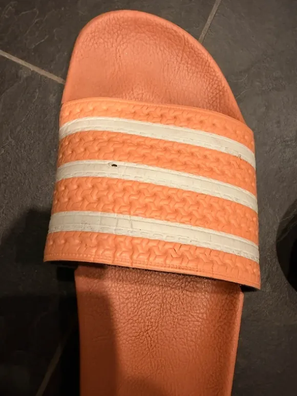 Adilette in salmon pink 46