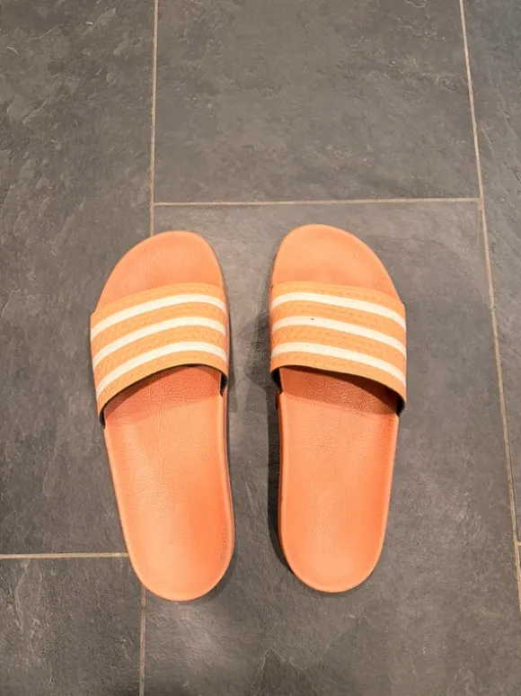 Adilette in salmon pink 46
