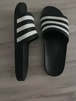 Adiletten [Adidas]