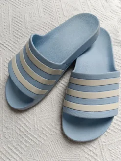 Adiletten Babyblau Gr. 40