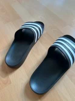 Adiletten (Neu, ohne Etikett)