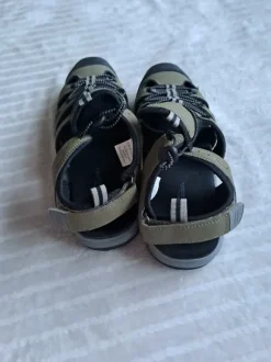 Adventuridge sandals man size 43