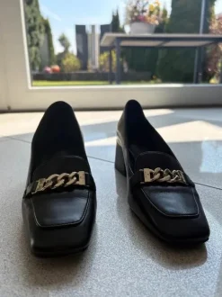 Aigner loafer pumps schwarz leder mit goldener kette gr 37