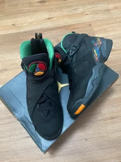 Air Jordan 8 Retro “Black/Green”