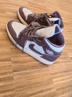 Air Jordan fliederfarben 40