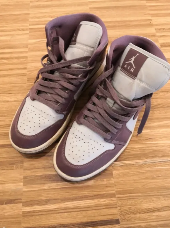 Air Jordan fliederfarben 40