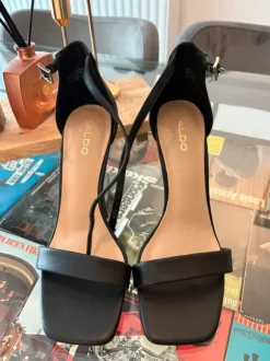 Aldo-Sandalen mit Absatz