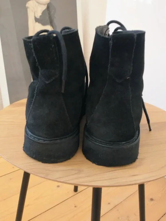 AllSaints Boots