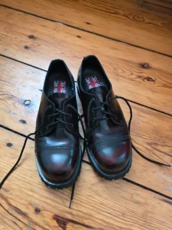 Alpha Schuhe mit Stahlkappe