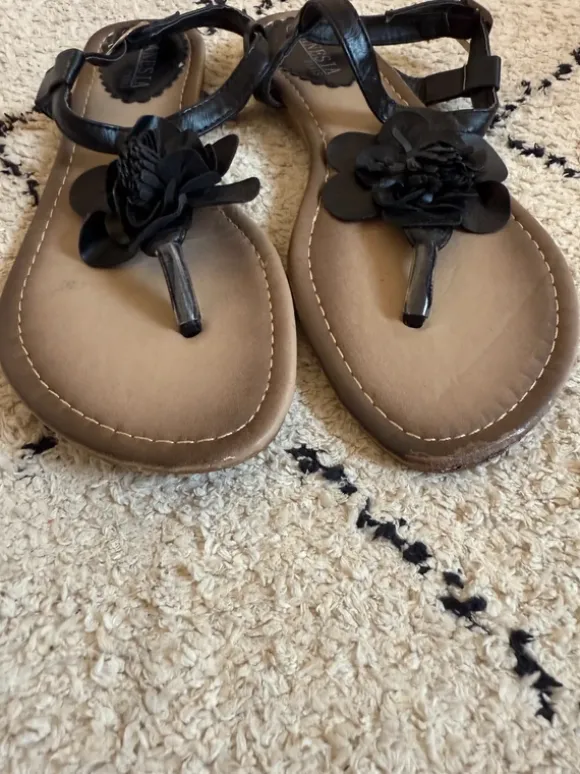 Anesia Paris Sandalen schicke Zehentrenner Blume schwarz beige Gr.39