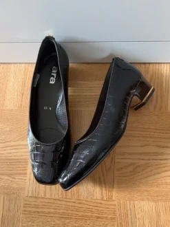 Ara Damen Pumps Gr. 37,5 Schwarz Kroko-Optik