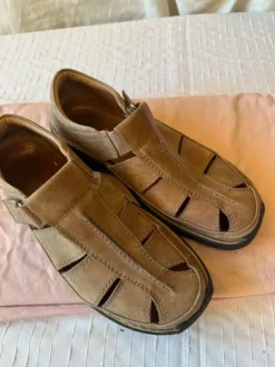 Ara Sandale geschlossen beige Gr 41 wie neu