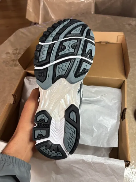 Asics Gel Kayano 14
