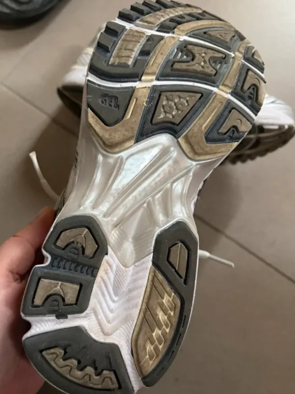 Asics Gel kayano 14 Gr 36