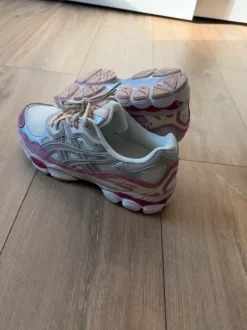 Asics gel nyc | beige / pink