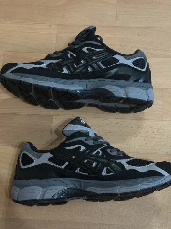 Asics Gel Schwarz-Grau