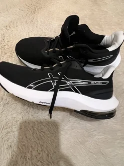 ASICS Gel-Pulse 14 Sneaker Schwarz/Weiß – Größe 40 🖤