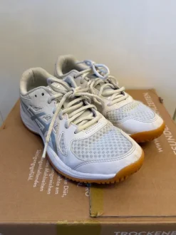 ASICS Hallen Schuhe Kids Gr 37,5