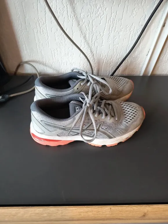 Asics hardloop ren buitensport schoenen grijs unisex 39.5