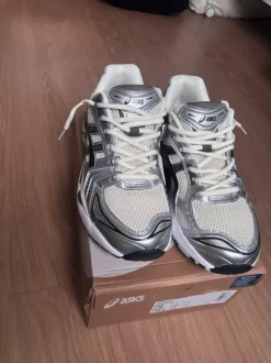 Asics kayano 14