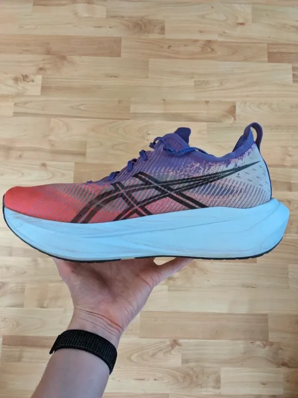 Asics Megablast 44.5 US10.5 Laufschuhe