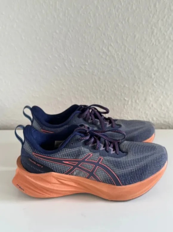 Asics Novablast 3 FF Blast+ Damen Laufschuhe 41,5 (wie neu)