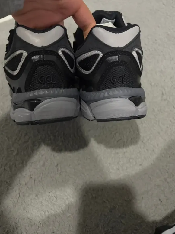 Asics Sneaker NYC - Größe 45 - Schwarz/grau