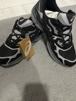Asics Sneaker NYC - Größe 45 - Schwarz/grau