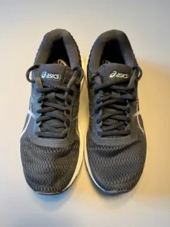 Asics Sportschuhe