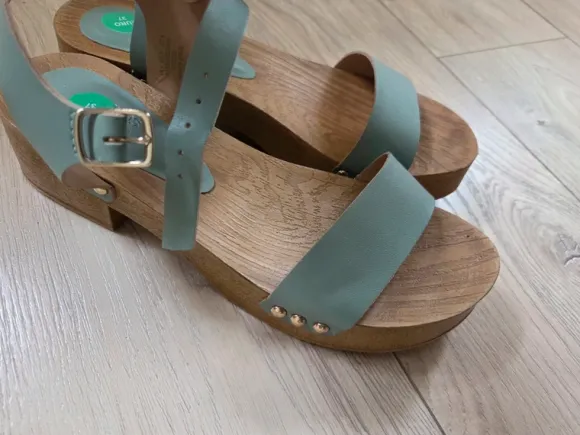 Asos Clogs Holz in mint Neu 37