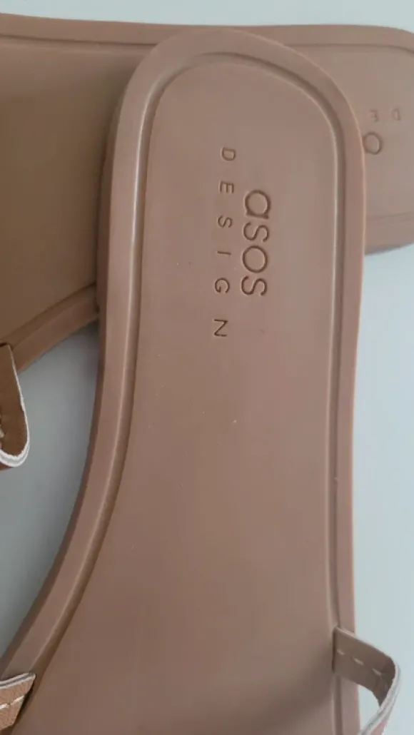 ASOS Sandalen💓