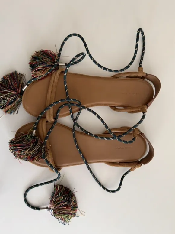 Astrid Tassel Sandalen von Isabel Marant