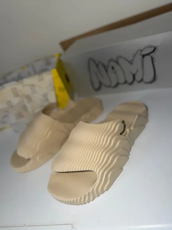 Auracles Nami Sand Slide