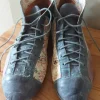 ausgefallener Schnürschuh