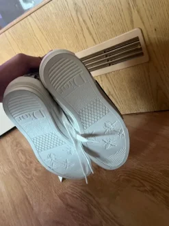 B23 Schuhe