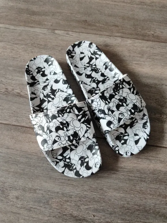 Badelatschen Gr.43/44 H&M Looney Tunes