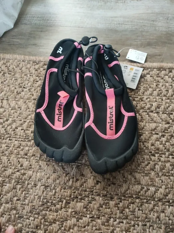 Badeschuhe