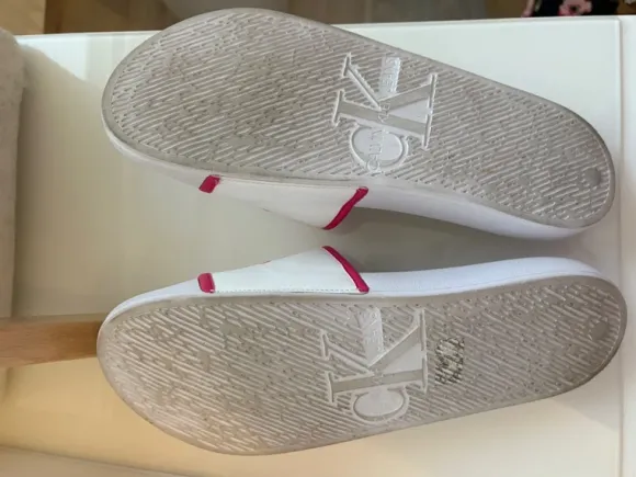 Badeschuhe