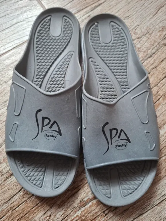 Badeschuhe Gr 46 von yspa Fashy